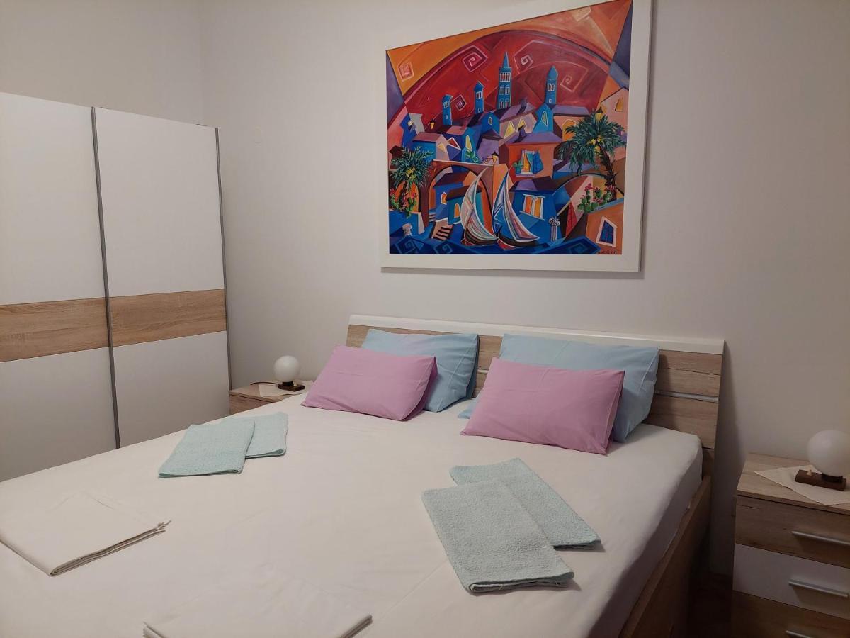 Apartment Roglić Rab Town Zewnętrze zdjęcie