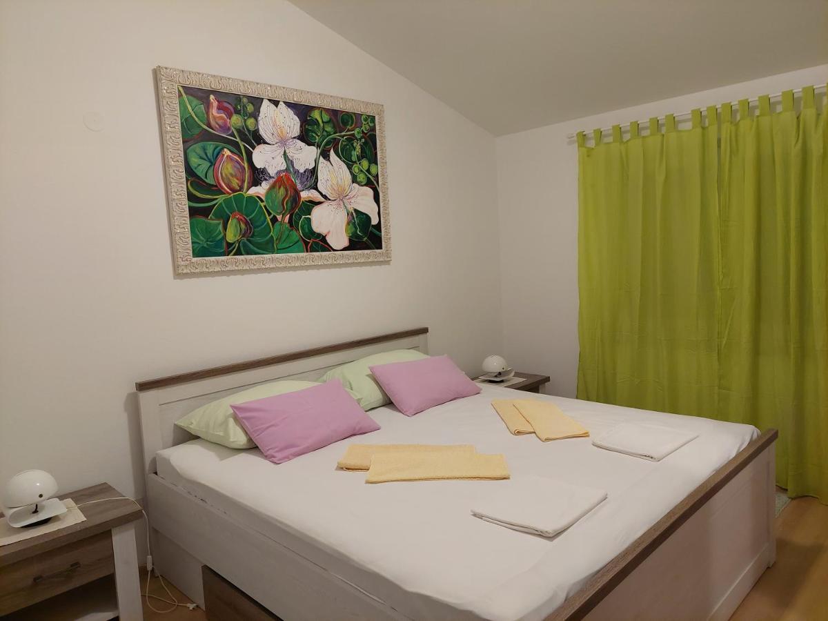 Apartment Roglić Rab Town Zewnętrze zdjęcie